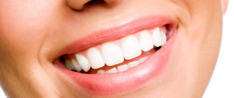 Dents abîmées : comment retrouver le sourire ?